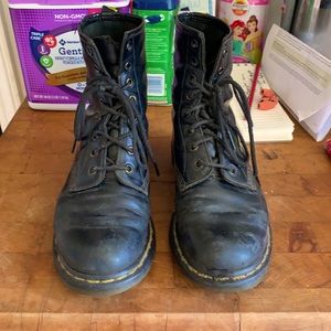 Dr. Martens 1460 Size women’s 7.5